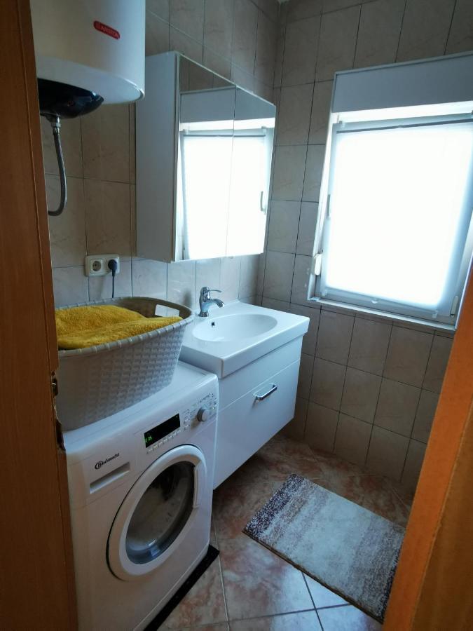 Villa Mala Vala #1 - Seeview - 80 Qm - 2 Sz - 4 Pers Trogir Exteriér fotografie