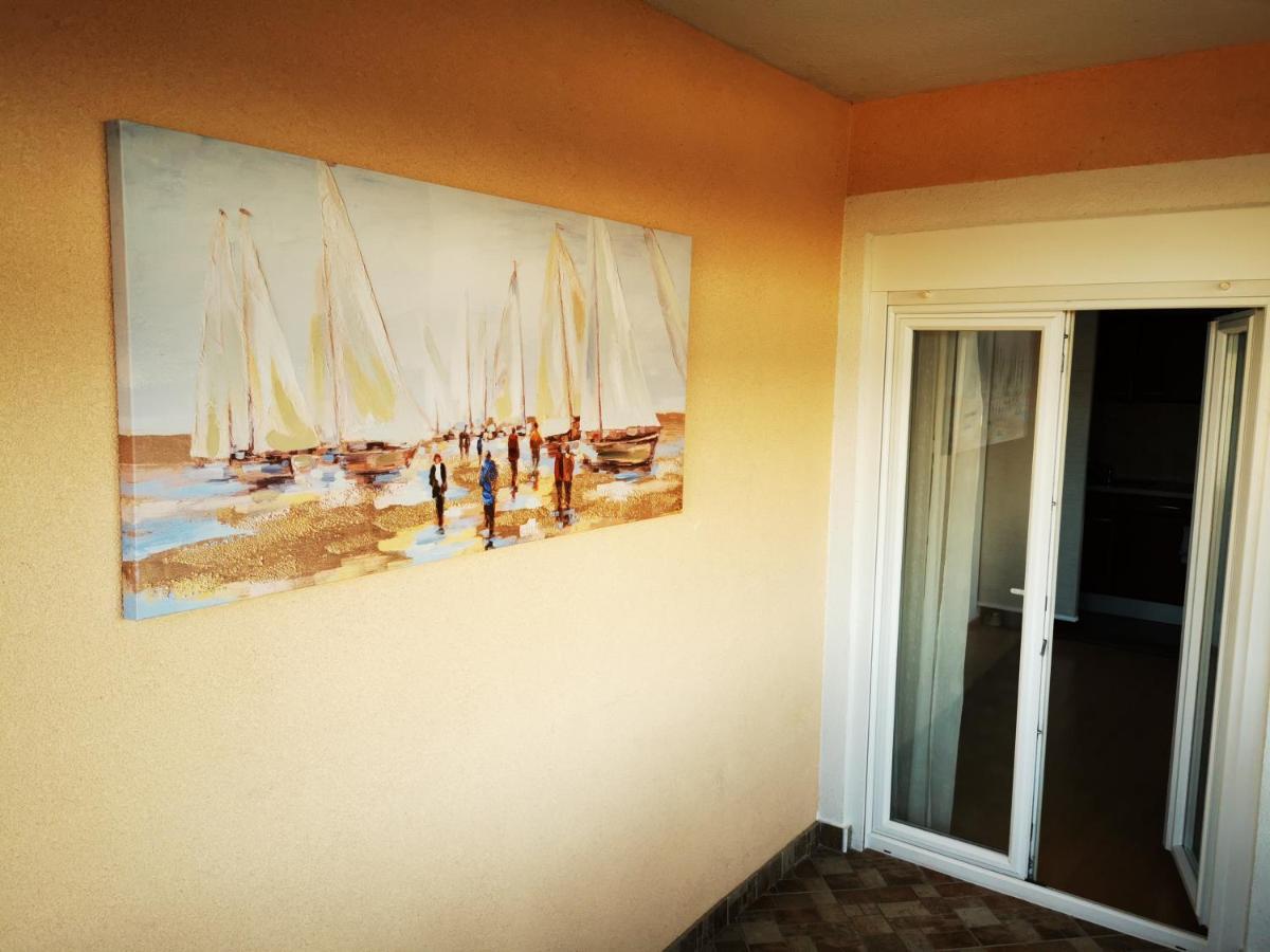 Villa Mala Vala #1 - Seeview - 80 Qm - 2 Sz - 4 Pers Trogir Exteriér fotografie